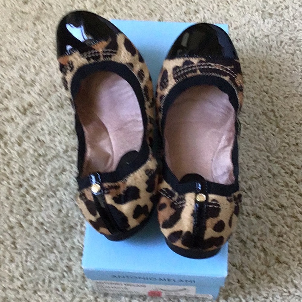 Antonio Melani ballerina flat animal print SZ 7.5